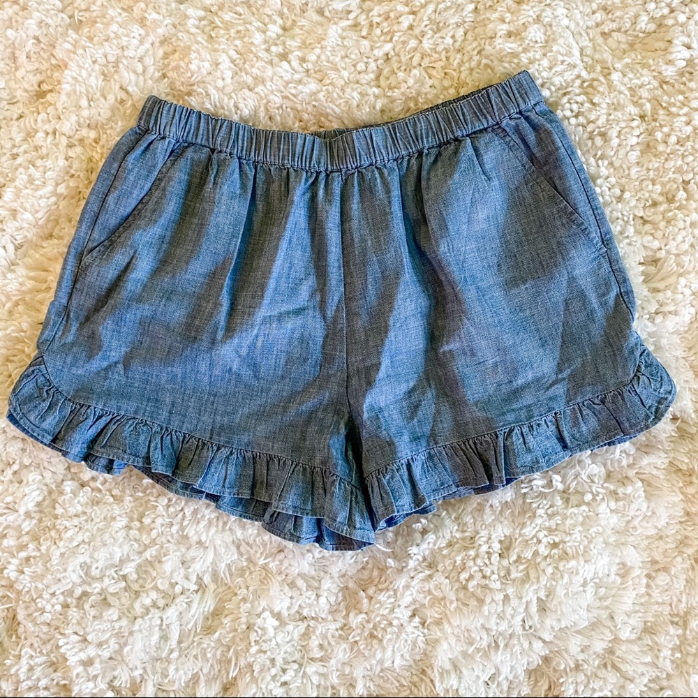 Girls' ruffle pull-on short in chambray